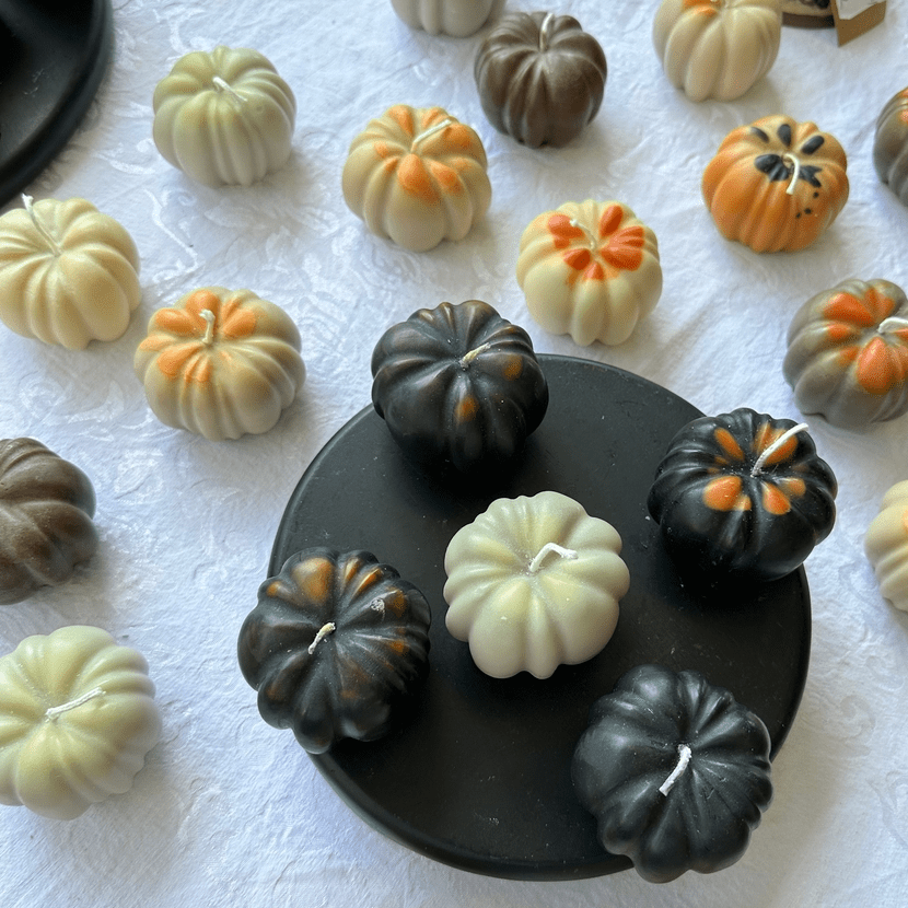 Hand-Poured Pumpkin Candle - Bloomfields
