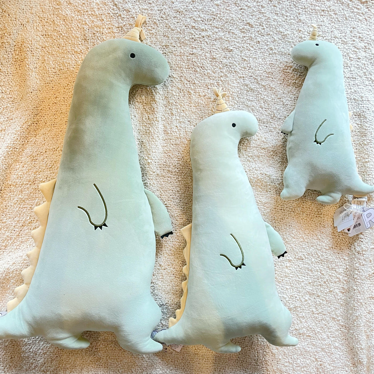 ROOMIES Stuffies - Bloomfields