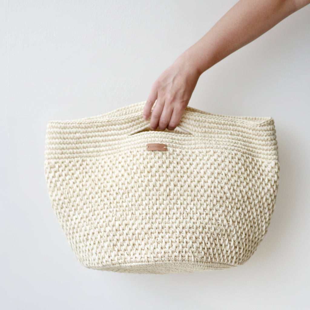 Tallo de Olivo Basket Hand Bag - Bloomfields