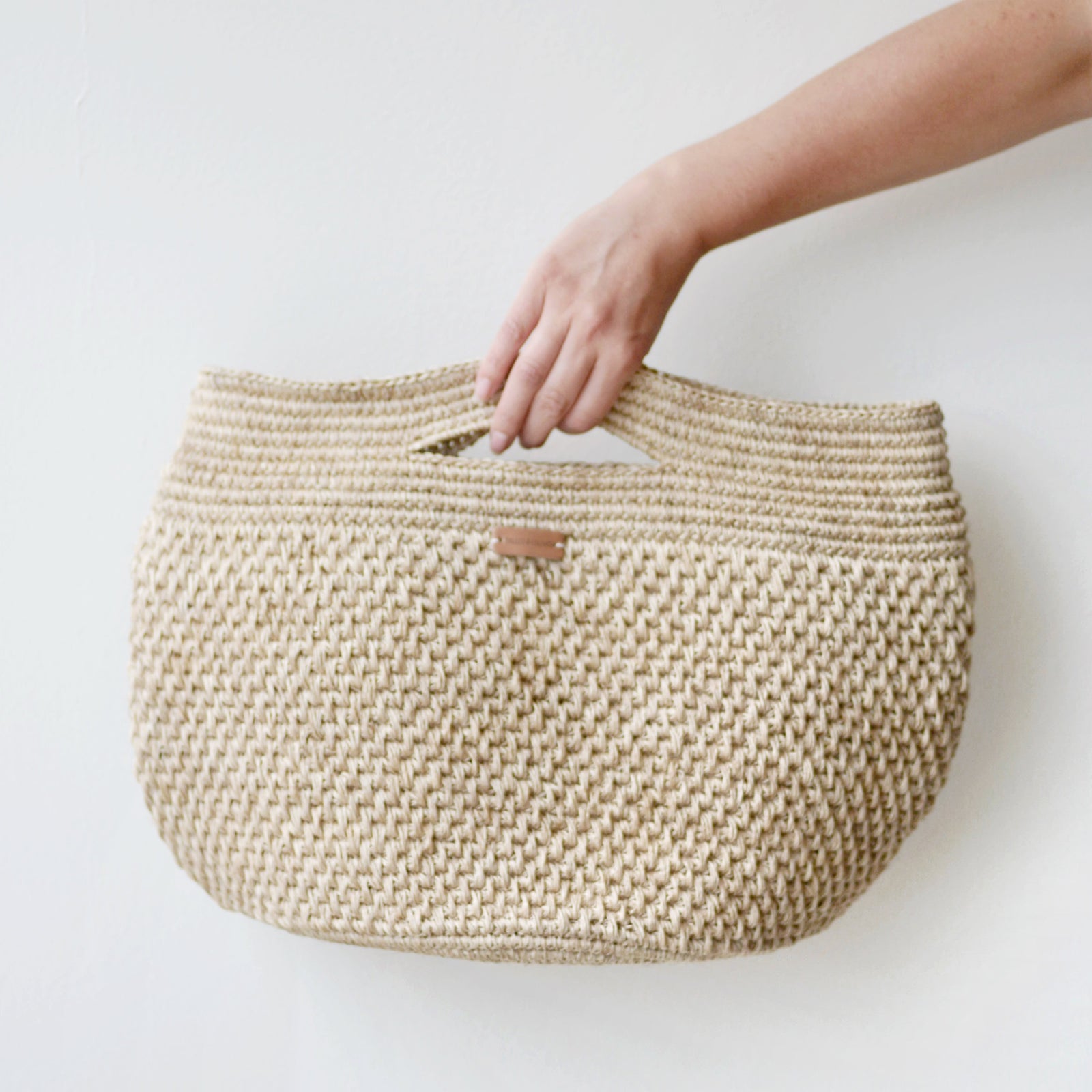 Tallo de Olivo Basket Hand Bag - Bloomfields